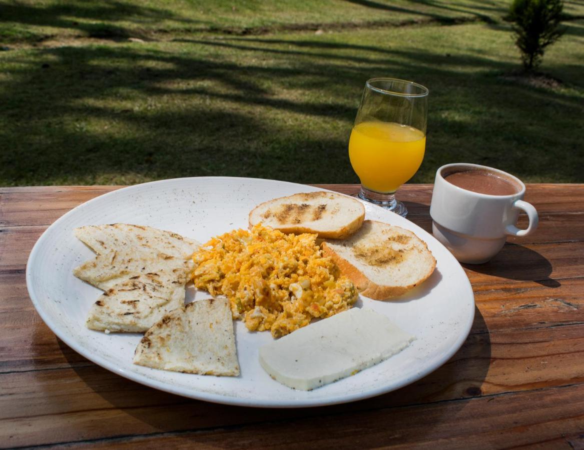 Hotel Hacienda Santa Clara Santa Rosa de Cabal Zewnętrze zdjęcie